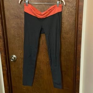 Gapfit under-belly maternity gfast leggings, size L